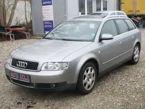 Audi A4 2.4 avant * Multitronic * Scheckheft * 2.HD *