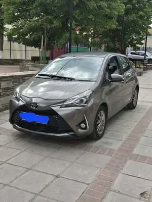 Toyota Yaris 1,5-Dual-VVT-iE Launch Edition