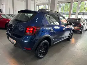 Dacia Sandero II Stepway Essential DACIA SCHECKHEFT Bild 5