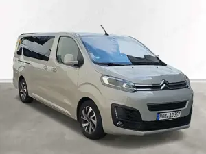 Citroen Spacetourer Shine XL 2.0 BlueHDi 180 HUD Panorama Navi Massage Bild 3
