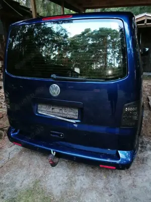 Volkswagen Bus Caravelle langer Radstand
