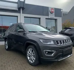 Jeep Compass Limited FWD 1,3l Gse T4 110kW (150PS) Automatik 4x Bild 2