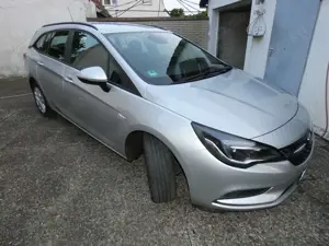 Opel Astra Astra 1.0 Turbo Edition EU6 Sports Tourer ( AHK ) Bild 5