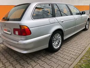 BMW 525 d  Touring Klimaautomatik SHZ AHK Alu Bild 3