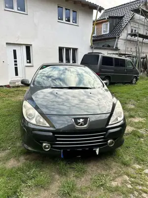 Peugeot 307 CC 140 Automatik Tendance