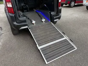 Peugeot Rifter Allure L1 Behindertengerecht Automatik