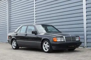 Mercedes-Benz 190 E Automatik * Velours/Klima/TOP-Zustand/Becker