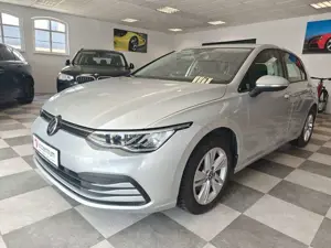 Volkswagen Golf VIII Lim. Life eTSI* Mild-Hybrid *