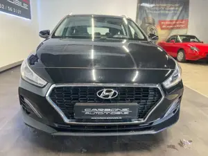 Hyundai i30 cw Yes**Kamera+Navi+Winter** Bild 5