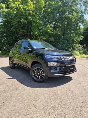 Dacia Spring Electric HU neu!!! 1. Hand SHZ 8-fach bereift