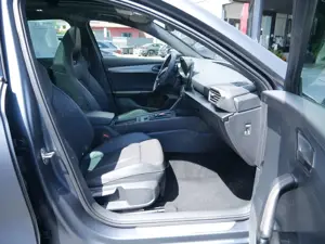 CUPRA Formentor 2.0 TSI VZ 4Drive BEATS MATT PANO A Bild 2