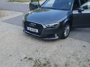 Audi A3 2.0 TDI Limousine S tronic sport Bild 2