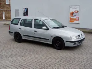 Renault Megane Grandtour 1.4 Dynamique # 2. Hand*Guter Zustand