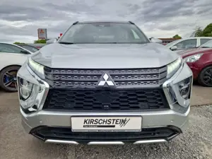 Mitsubishi Eclipse Cross Plug-In Hybrid Top Pano Head-Up Bild 4