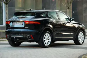 Jaguar E-Pace E-PACE S AWD| 1.HAND| KAMERA| LEDER| NAVI| ILS Bild 5