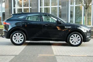 Jaguar E-Pace E-PACE S AWD| 1.HAND| KAMERA| LEDER| NAVI| ILS Bild 4