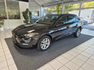 SEAT Leon Sportstourer*SHZ*LHZ*VC*NAVI*LED*ACC*APP*
