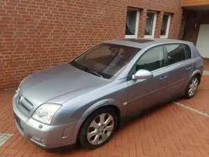 Opel Signum 2.2 DTI Elegance