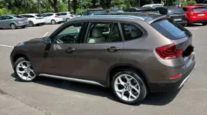 BMW X1 25 d xDrive xLine in edler Top-Ausstattung Bild 4
