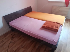 hochwertiges Massivholz Doppelbett, dunkelbraun 2 Liegeflächen, inkl. 2 hochwertiger Lattenroste