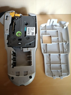 Brother P-Touch 1010 Etikettendrucker mit Restrolle Bild 5