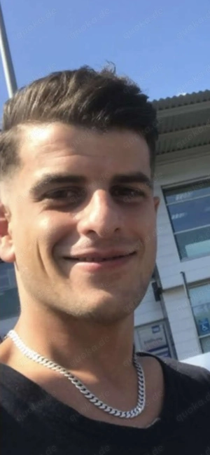 Suche Frau oder Paare   