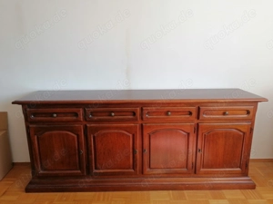 Sideboard mit Vitrine