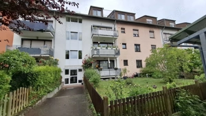 von Privat ETW 3,5-Zi mit EB-Küche, Loggia u. Carport, modern+geräumig+zentral, in beliebter Lage