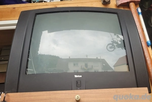 Großer Tevion Stereo TV