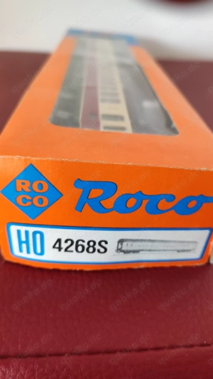 Roco DB Reisewagen mit reisenden Personen Bild 4