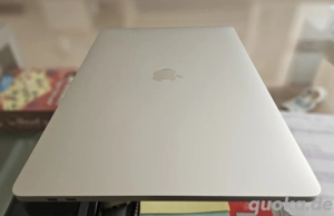 Apple MacBook Pro 15,4' 2,8GHz i7 Quad-Core silber - Top! Bild 3