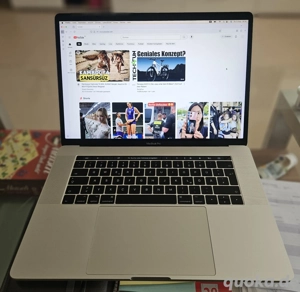 Apple MacBook Pro 15,4' 2,8GHz i7 Quad-Core silber - Top!