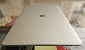 Apple MacBook Pro 15,4' 2,8GHz i7 Quad-Core silber - Top! Bild 4