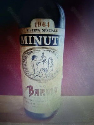 Alte Flasche Rotwein 