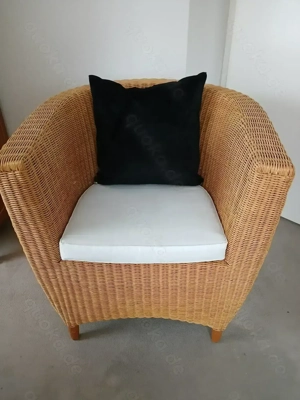 Gepflegter Korbsessel