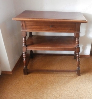 Kleiner Beistelltisch   Schreibtisch mit Schublade abschließbar, Massivholz