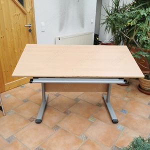 Paidi Schreibtisch, höhenverstellbar und neigbar