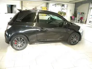 Opel Adam S Bild 2
