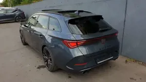 CUPRA Leon 2.0 TSI 4D DSG Pano/Virtual/SSL/ACC/Kamera Bild 3