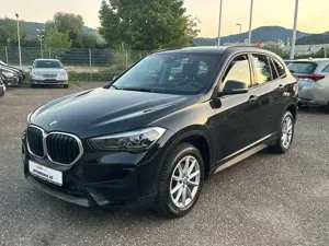 BMW X1 sDrive 18dA Advantage LED Leder Navi Kamera**