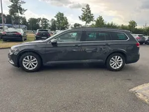 Volkswagen Passat Variant Comfortline BMT/Start-Stopp/Model 2015 Bild 4