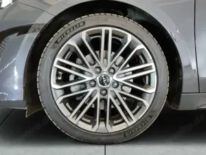 Kia ProCeed / pro_cee'd 1.5T GT LINE Automatik Navi 8fach-bereift Klimaaut Bild 4