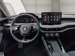 Skoda Superb Combi 1.5 TSI Navi LED AHK eHeck Side ACC Bild 5