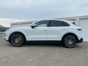 Porsche Cayenne E-Hybrid, 1. Hand, MwSt. 22 Techart