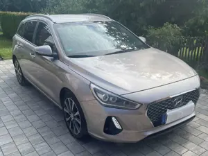Hyundai i30 i30 Kombi 1.4 T-GDI DCT Style