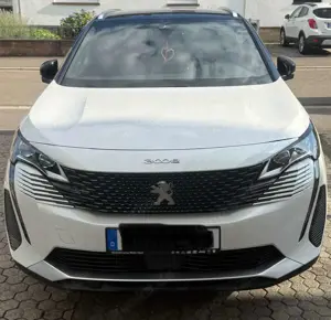 Peugeot 3008 Hybrid 225 e-EAT8 GT Bild 2