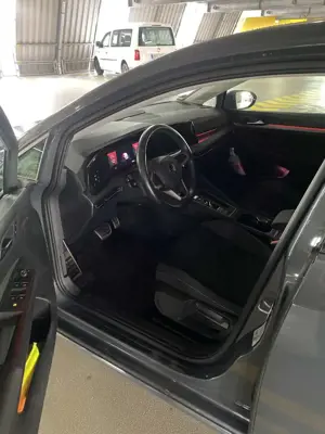 Volkswagen Golf Active Bild 4