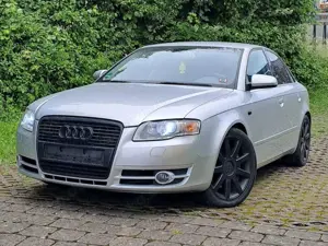 Audi A4 A4 2.0 T FSI quattro