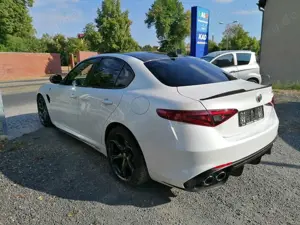 Alfa Romeo Giulia Quadrifoglio (952) Bild 4