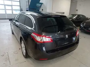 Peugeot 508 1.6 Active! Panoramadach! PDC! XENON! Navi! Bild 5